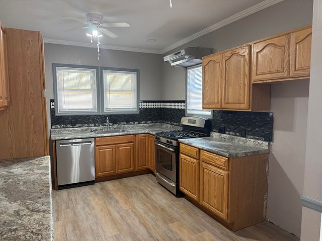 2135 4TH Avenue, Council Bluffs, IA 51501