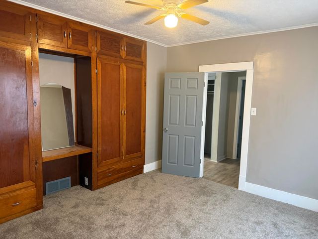 2135 4TH Avenue, Council Bluffs, IA 51501