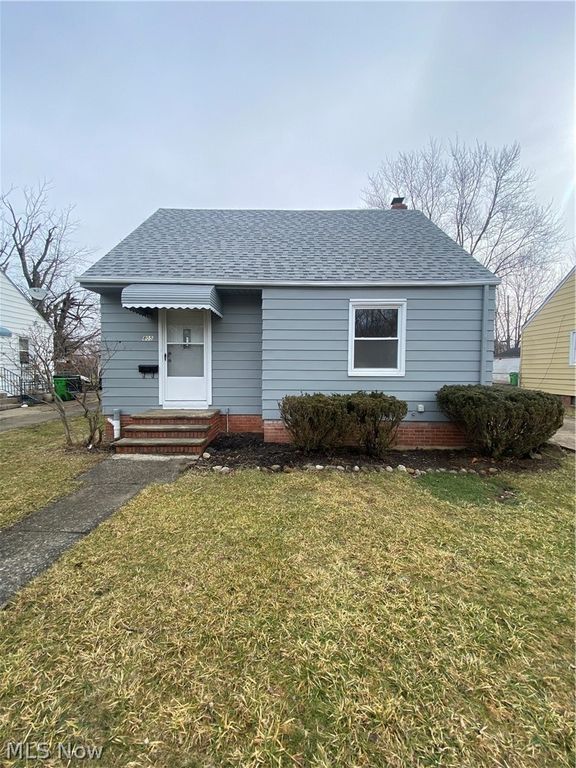805 E 254th Street, Euclid, OH 44132