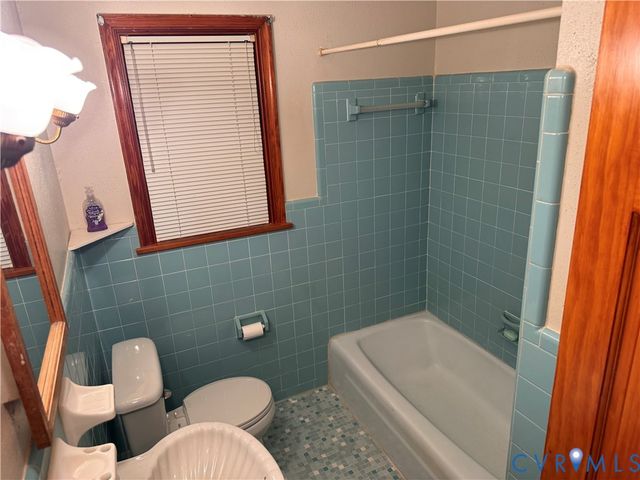 7146 Creighton Rd, Mechanicsville, VA 23111