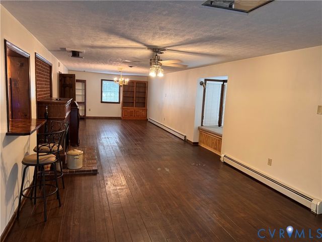 7146 Creighton Rd, Mechanicsville, VA 23111