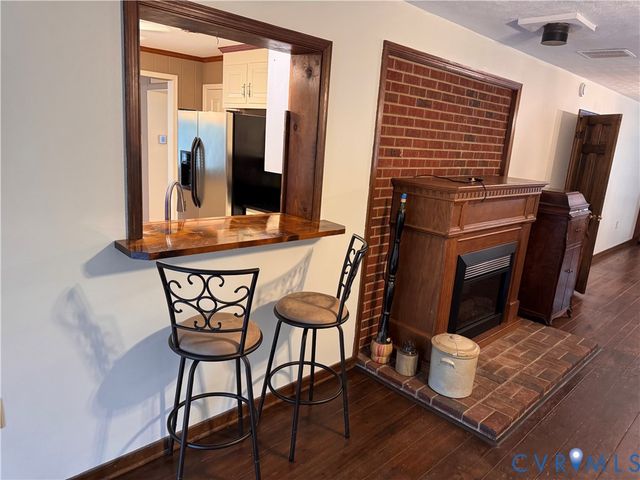 7146 Creighton Rd, Mechanicsville, VA 23111