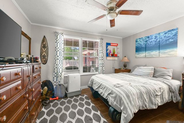 809 Poplar St, Denham Springs, LA 70726