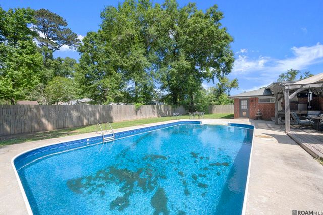 809 Poplar St, Denham Springs, LA 70726