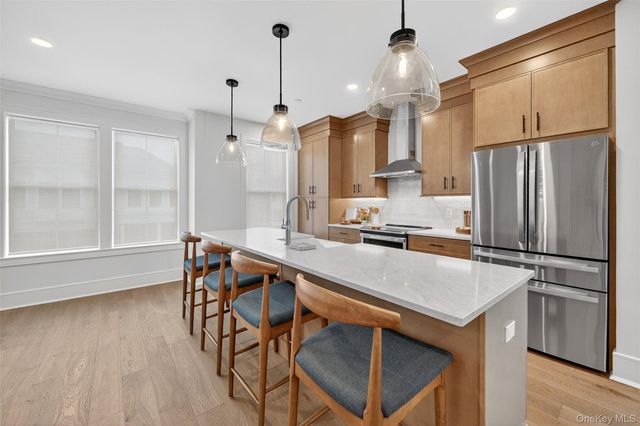 1819 Soundview Court, Yorktown Heights, NY 10598