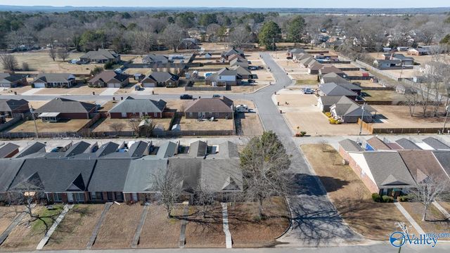 427 Cherry Street, Hartselle, AL 35640