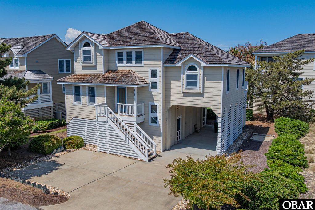 Image 2 of property listing at 404 W Green Jacket Way Lot 2, Nags Head, NC 27959
