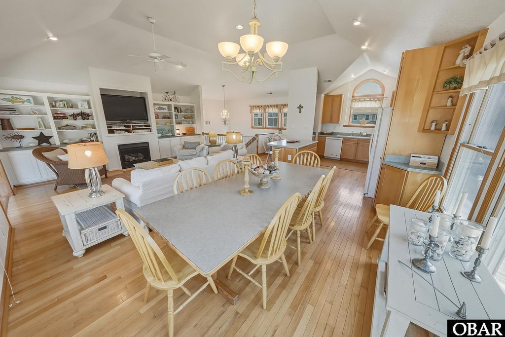 Image 6 of property listing at 404 W Green Jacket Way Lot 2, Nags Head, NC 27959