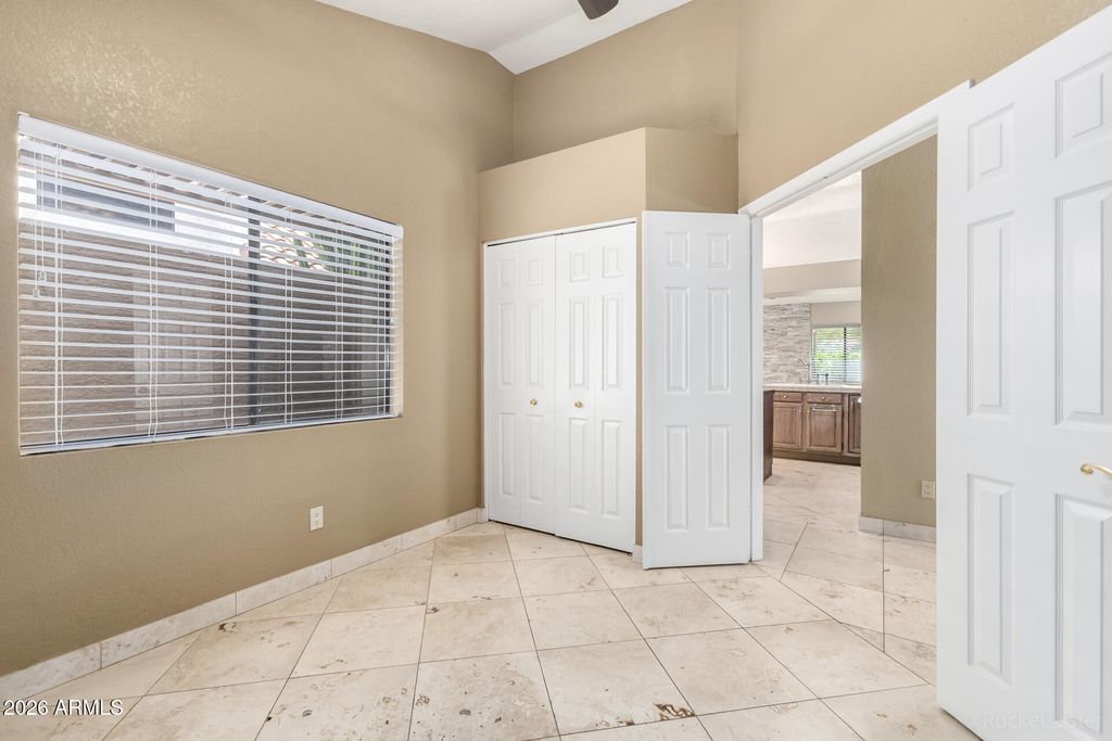 Image 25 of property listing at 9117 E CAPTAIN DREYFUS Avenue, Scottsdale, AZ 85260