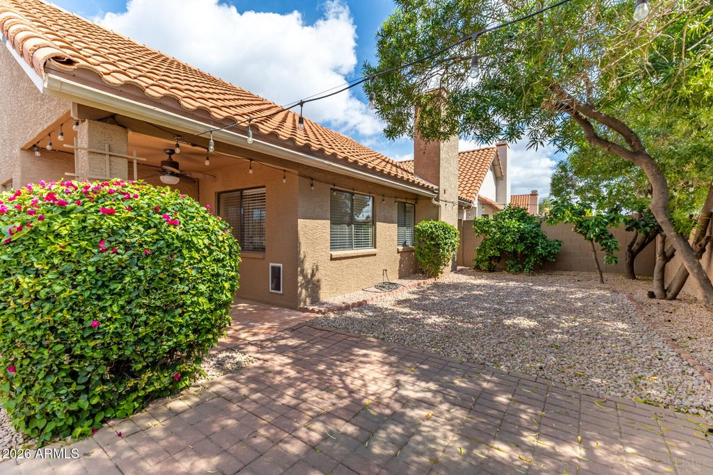 Image 32 of property listing at 9117 E CAPTAIN DREYFUS Avenue, Scottsdale, AZ 85260