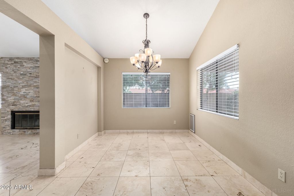 Image 8 of property listing at 9117 E CAPTAIN DREYFUS Avenue, Scottsdale, AZ 85260