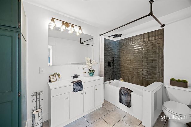 408 E Market Street, Greenville, MI 48838