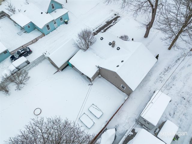 408 E Market Street, Greenville, MI 48838