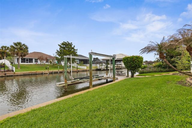 9 COCONUT COURT, Palm Coast, FL 32137