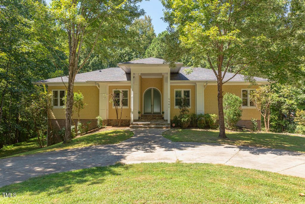 4401 New Hope Springs Drive, Hillsborough, NC 27278