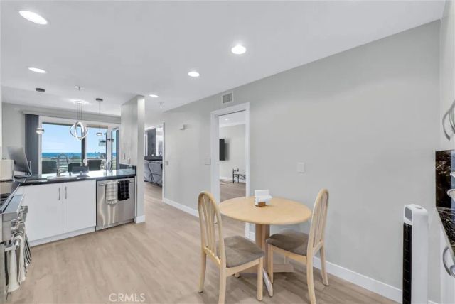 270 Cagney 207, Newport Beach, CA 92663