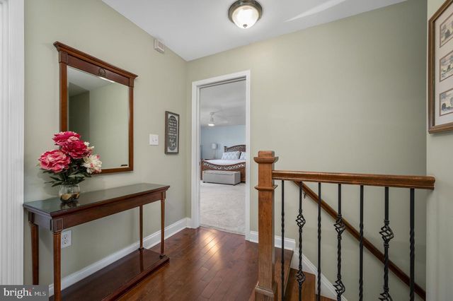 1052 WALNUT ST, Honey Brook, PA 19344