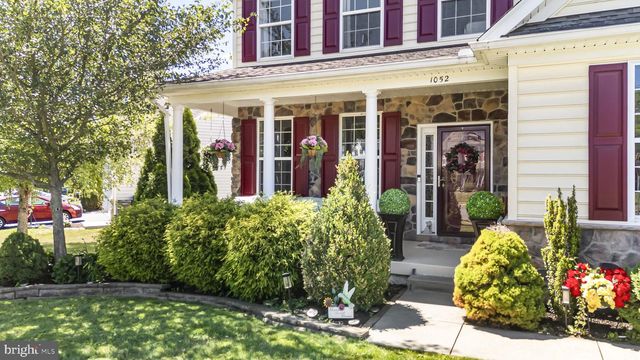 1052 WALNUT ST, Honey Brook, PA 19344