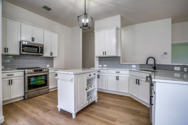 2820 Enchanted Eve Drive, Little Elm, TX 75068