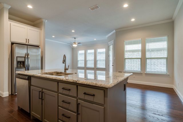 605 Boardwalk Way, Argyle, TX 76226