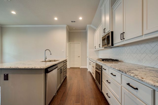 605 Boardwalk Way, Argyle, TX 76226