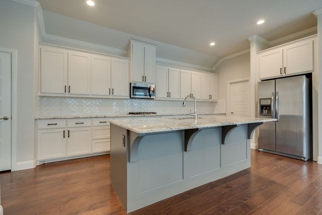 605 Boardwalk Way, Argyle, TX 76226