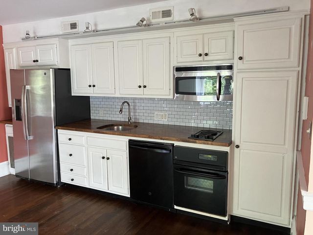 5335 KNOX ST #3, Philadelphia, PA 19144