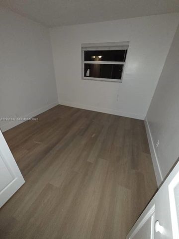 1125 NE 16th Pl 212, Fort Lauderdale, FL 33305