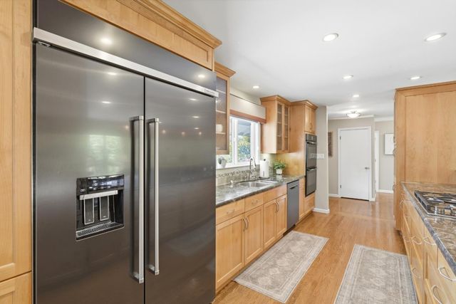 2801 Trousdale Drive, Burlingame, CA 94010