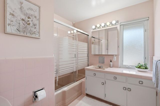 2801 Trousdale Drive, Burlingame, CA 94010