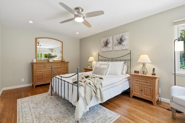 2801 Trousdale Drive, Burlingame, CA 94010