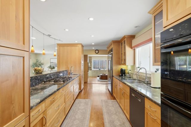 2801 Trousdale Drive, Burlingame, CA 94010