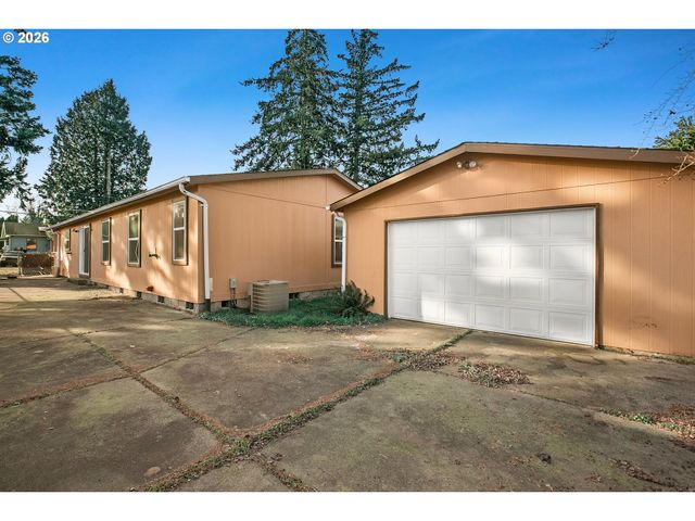 5517 Se LEXINGTON St, Portland, OR 97206