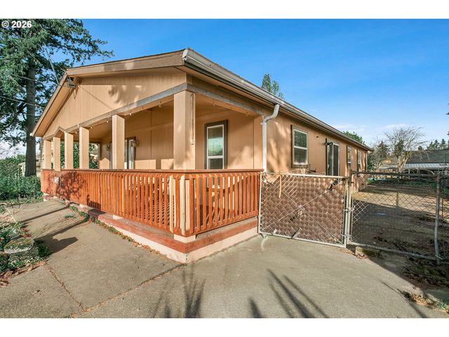 5517 Se LEXINGTON St, Portland, OR 97206