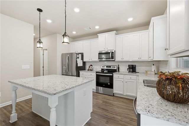 3247 Hawthorne Path, Braselton, GA 30517