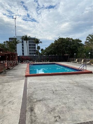 600 NW 210th St 102-28, Miami Gardens, FL 33169