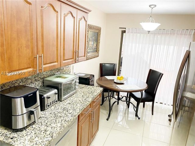 600 NW 210th St 102-28, Miami Gardens, FL 33169