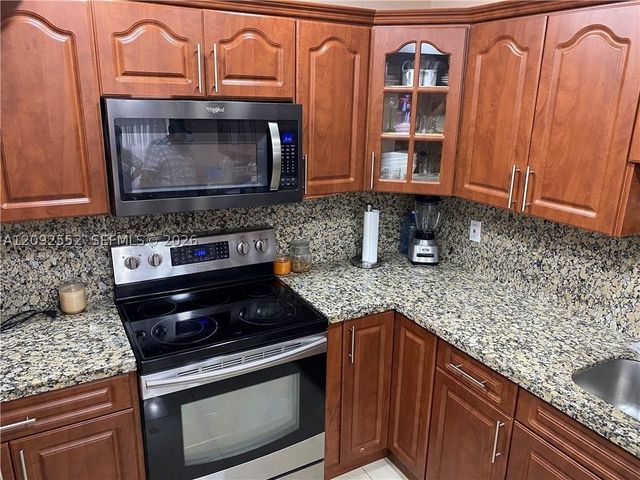 600 NW 210th St 102-28, Miami Gardens, FL 33169