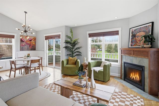 4606 41St Avenue S, Seattle, WA 98118