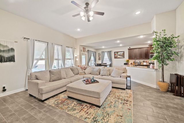 4222 Grand Sunnyview Lane, Houston, TX 77084