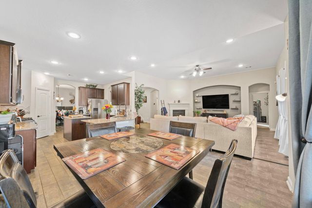 4222 Grand Sunnyview Lane, Houston, TX 77084