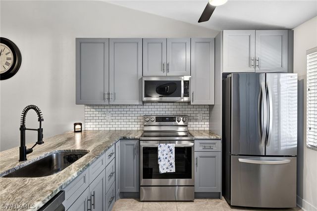 13170 White Marsh LN 200, Fort Myers, FL 33912