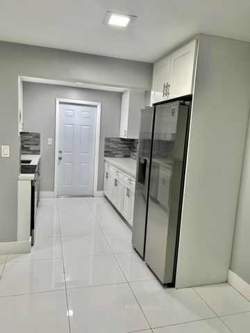 721 NE 6th Street C, Hallandale Beach, FL 33009