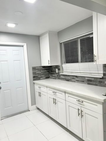 721 NE 6th Street C, Hallandale Beach, FL 33009