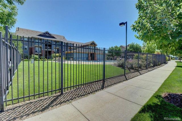 804 Summer Hawk Drive 6-304, Longmont, CO 80504
