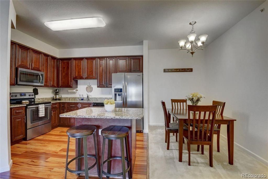 804 Summer Hawk Drive 6-304, Longmont, CO 80504