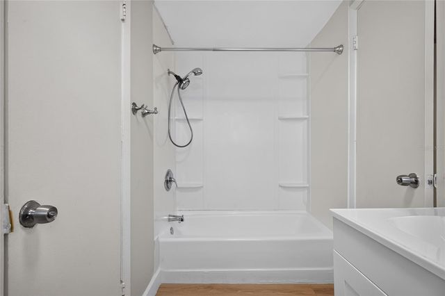 2947 GILLESPIE AVENUE, Sarasota, FL 34234