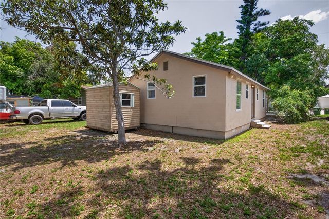 2947 GILLESPIE AVENUE, Sarasota, FL 34234