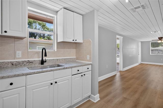 2947 GILLESPIE AVENUE, Sarasota, FL 34234
