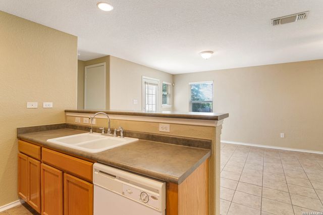 938 Spello Circle, San Antonio, TX 78253